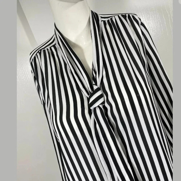 NWT Worthington Stripped Tie Neck Shirt Blouse Top size small long sleeve - Picture 2 of 7